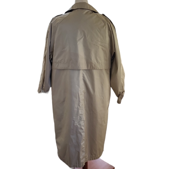 EUC Vintage Peter Daniels women's gold metallic oversized trenchcoat, 14 no belt - Picture 3 of 12